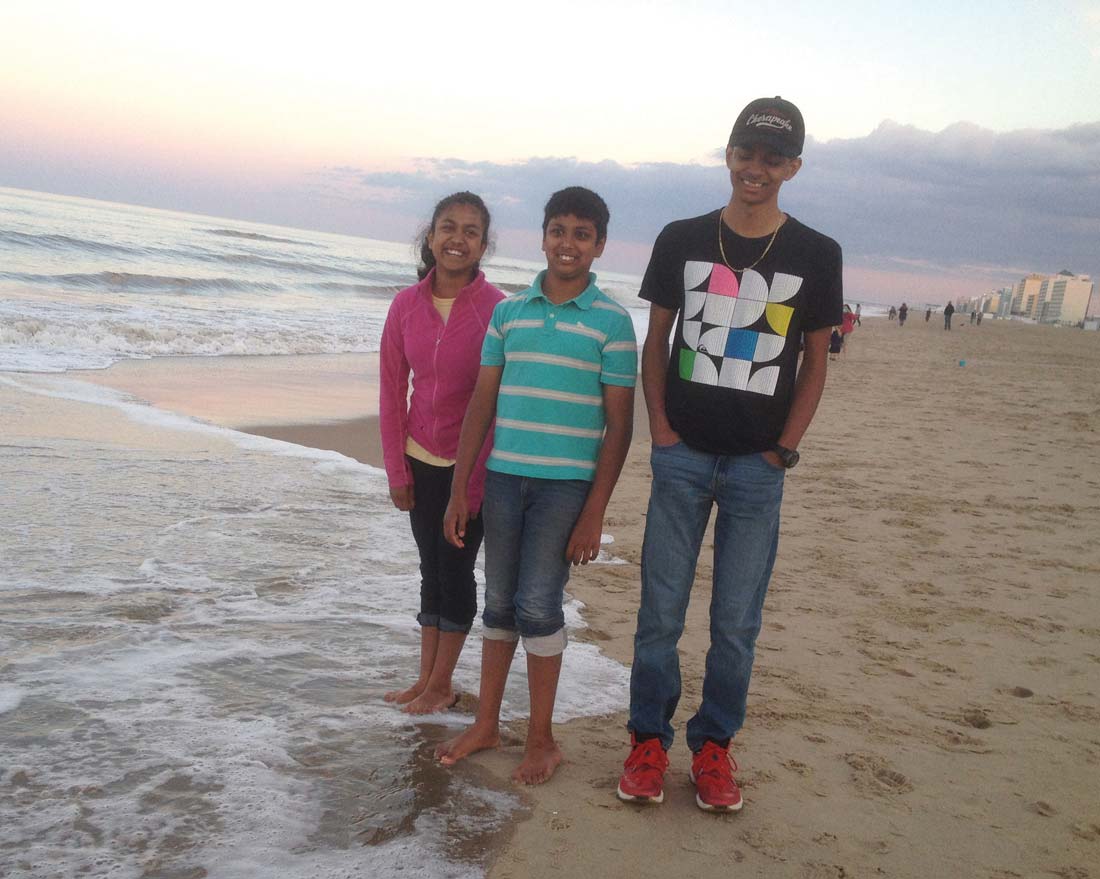 Jessica, Joshua, and Jonathan Gnanimanikham at the beach.  Photo courtesy of Priscilla Gnanamanickam