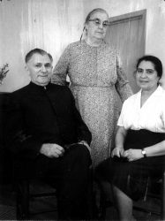 Lewis and Cora Martin (left) with Franca Ceraulo, the first Mennonite baptized in Palermo, Sicily. Photo: VMC Archives